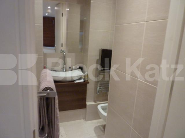 			NEW INSTRUCTION 3 BED 3 BATH!!, 3 Bedroom, 1 bath, 1 reception Flat			 Belsize Grove, BELSIZE PARK